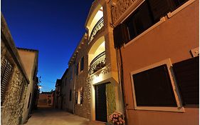 Apartments Cvita